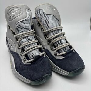 Reebok Men's Gray and Navy Sneakers